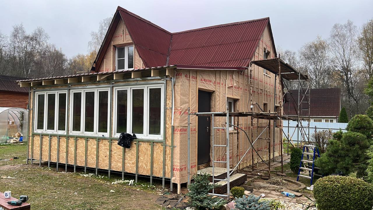 Комплексная реконструкция загородного дома: от крыльца до новой крыши 7